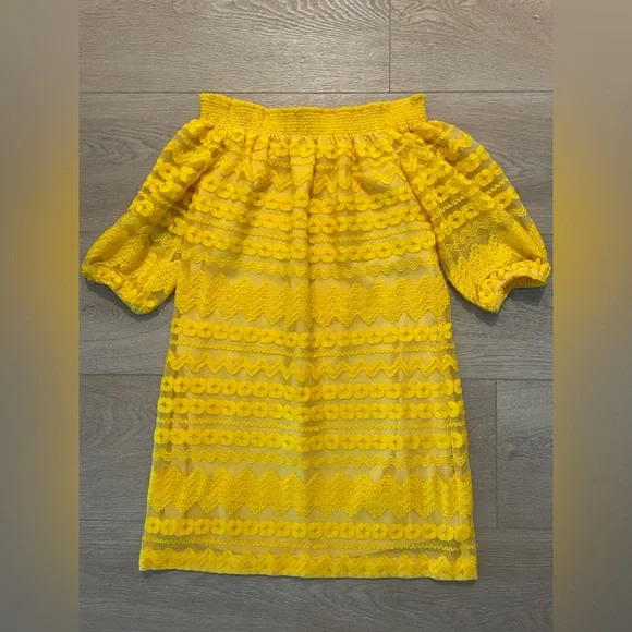 Trina Turk • Hoku Embroidered Off Shoulder Dress, Size Small - Picture 1 of 2